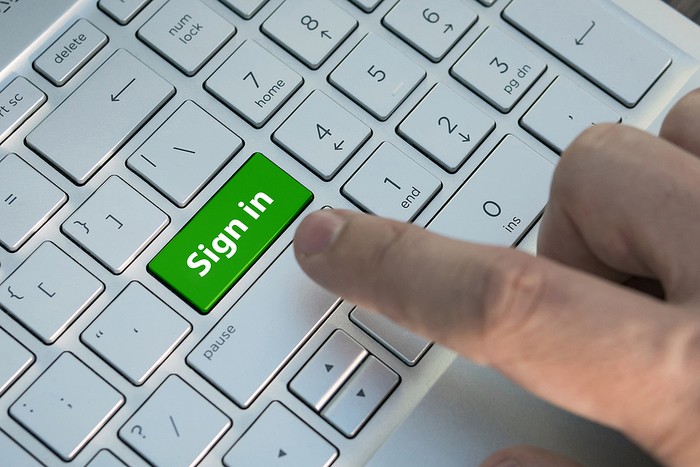 Green Sign In Keyboard Button