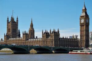 MPs Call On UK Government to ‘Strengthen Rules’ and Restart Gambling Act Review
