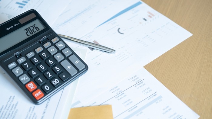 2026 Calculator and Financial Reports